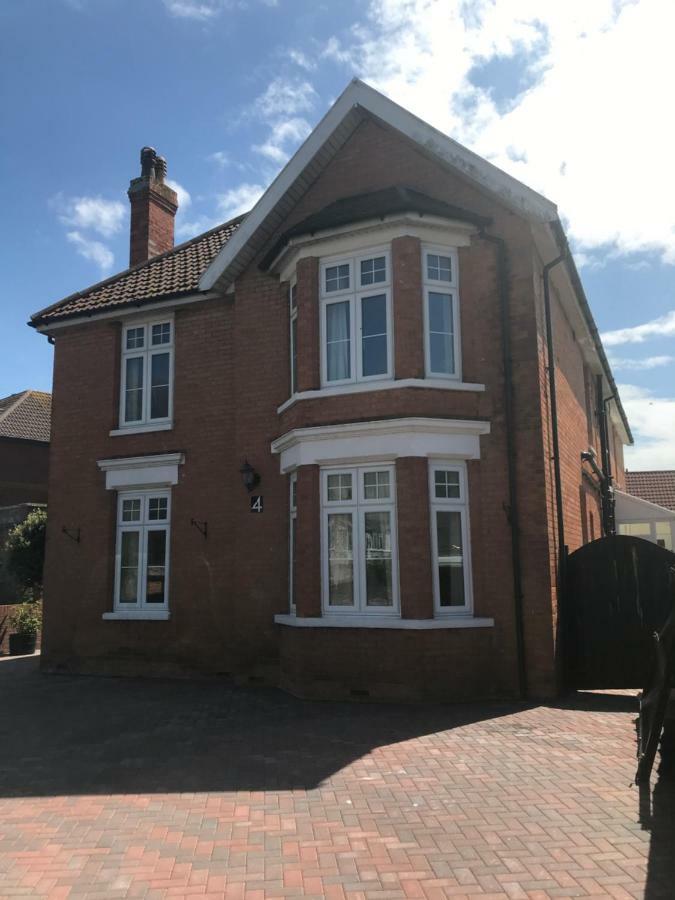 Thornbury Accommodation 伯翰姆昂斯 外观 照片